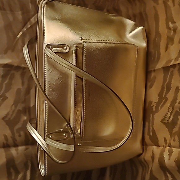 Liz Claiborne Handbags - Liz Claiborne Purse